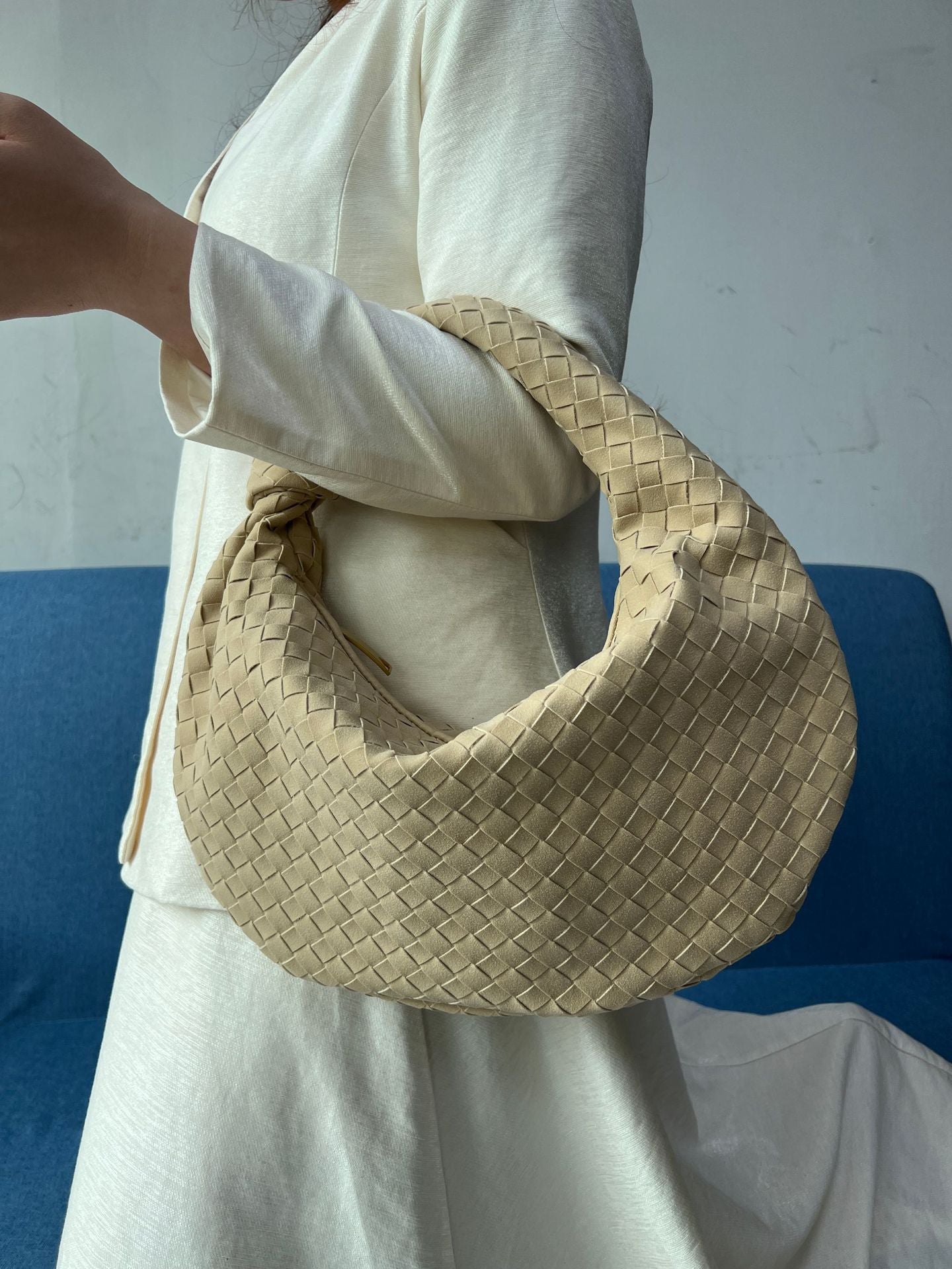 Large Frosted Woven Handmade Underarm Commute Shoulder Bags