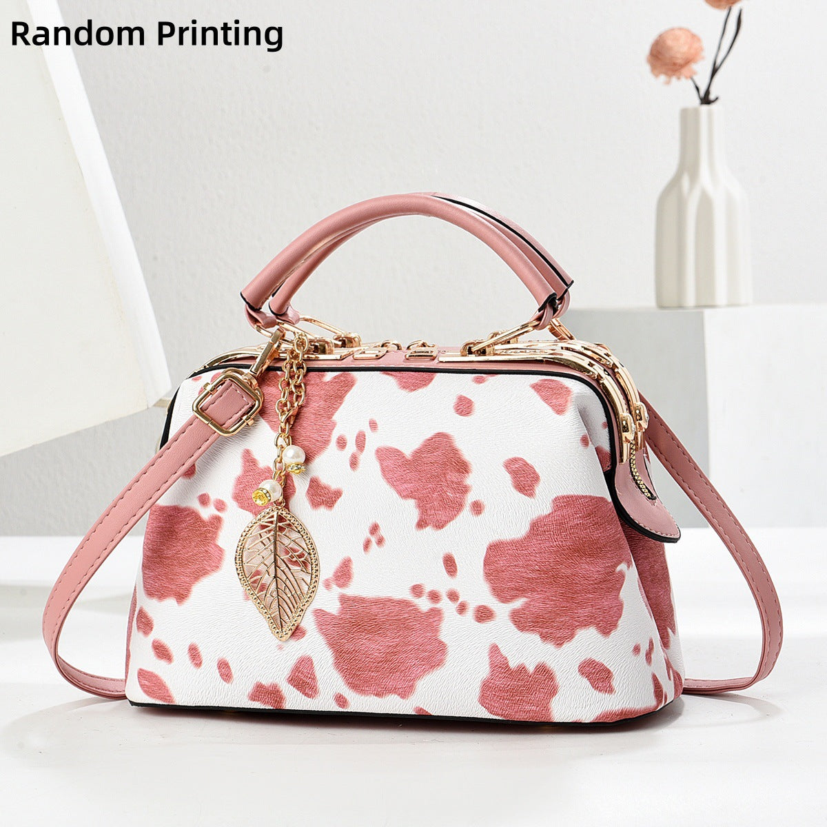 Women's Large Capacity Cows Pattern Chain Portable Women's Handbag