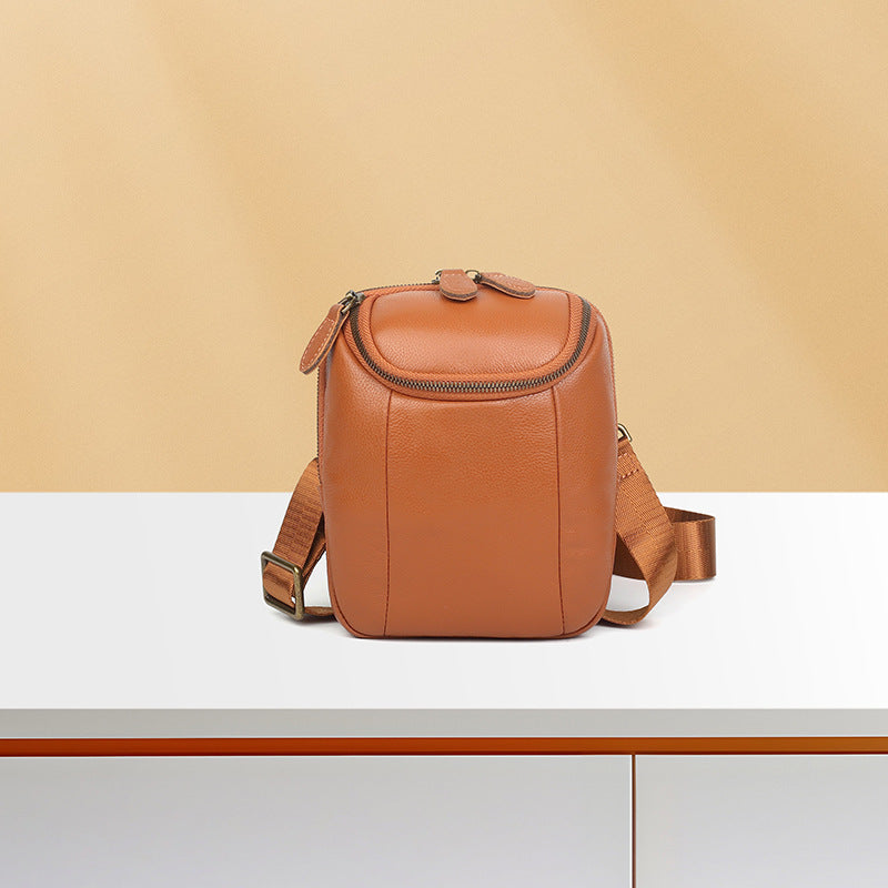 Men's First Layer Cattlehide Leather Fashion Mini Men's Messenger Bag