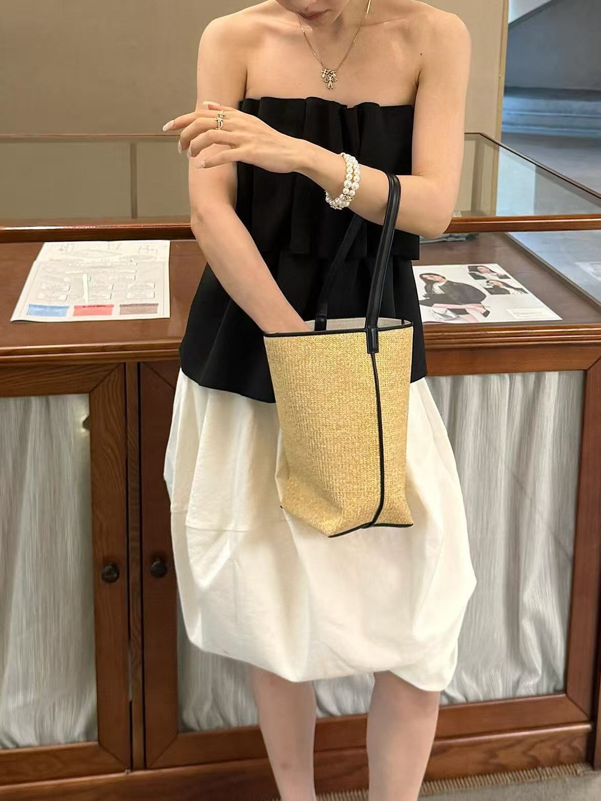 Beautiful Charming Women's Fashion Straw Design Women's Shoulder Bag