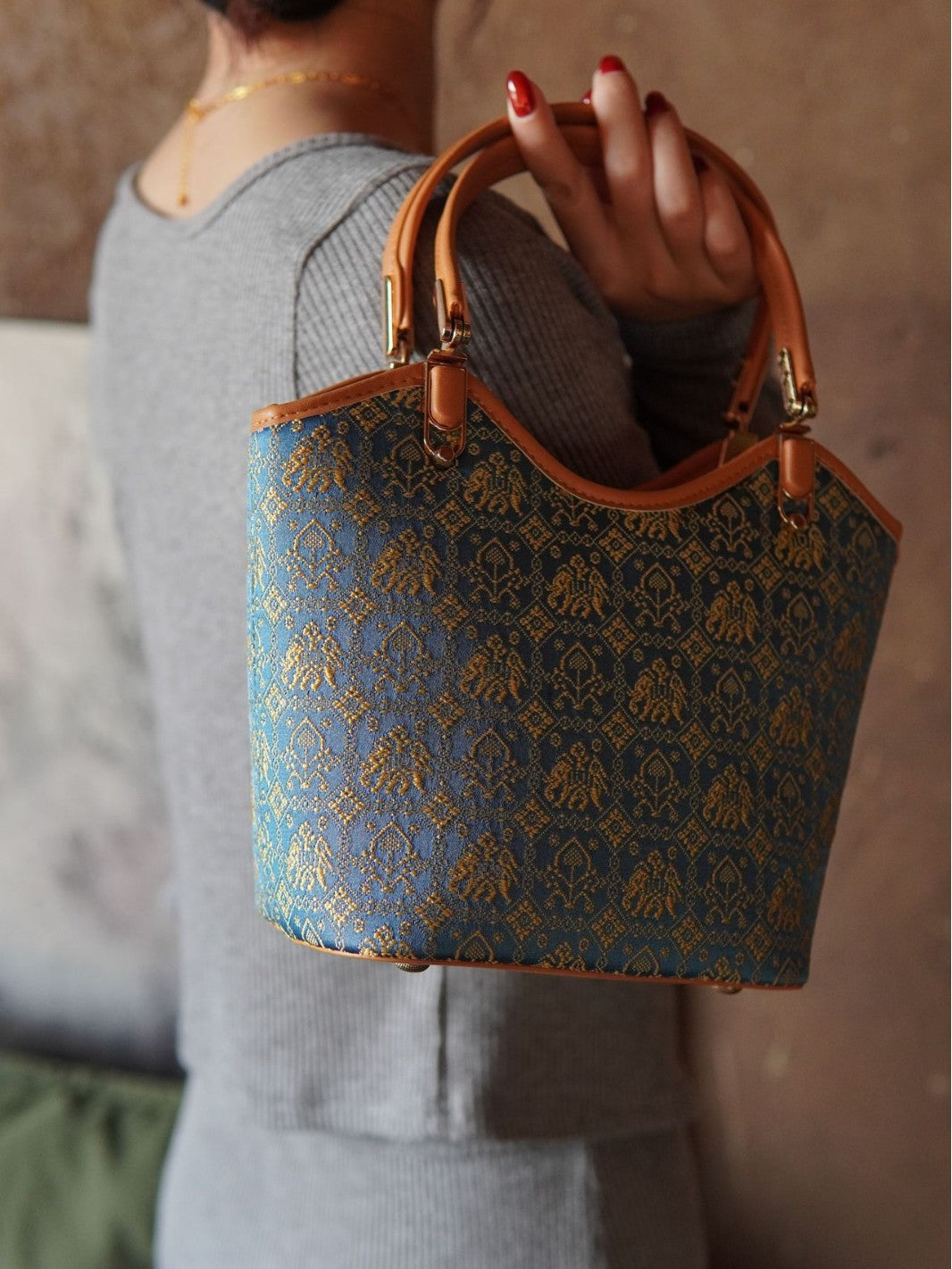 Women's Origin Straight Hair Jin Portable Commuter Vegetable Women's Handbag
