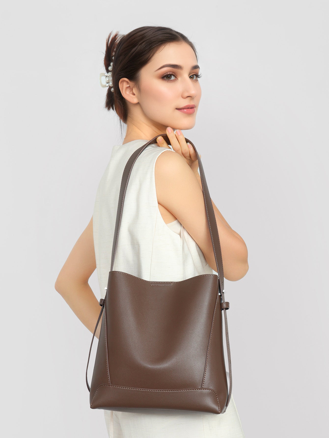 Women's Large Genuine Leather Capacity Practical Commuter Bags