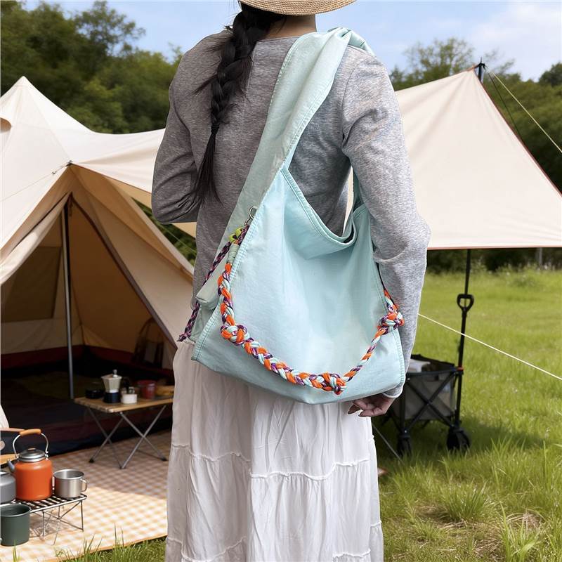Large Capacity Party Class Fashion Nylon Women's Shoulder Bag