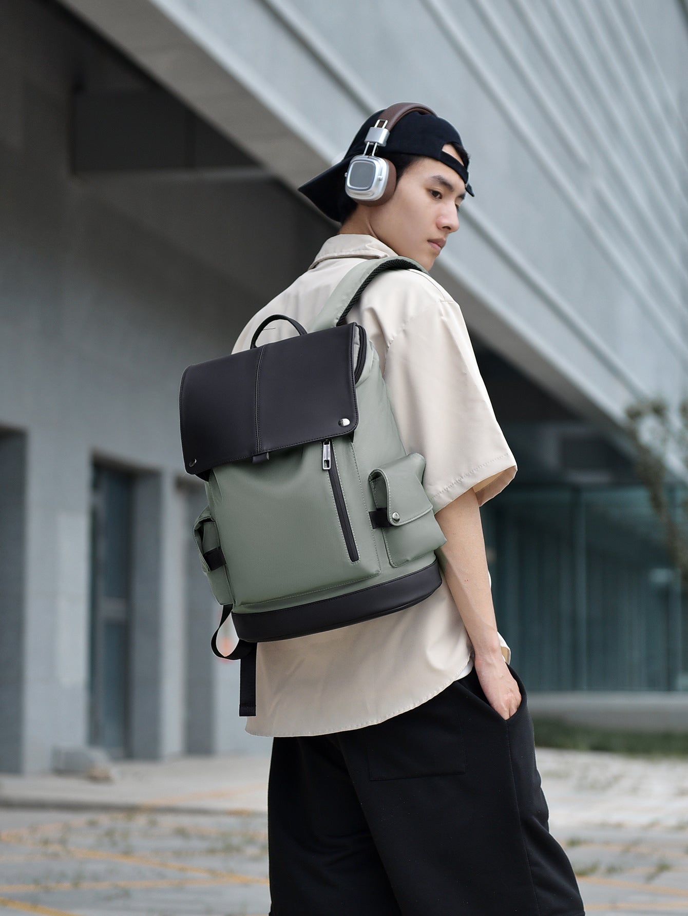 Pretty Classic Unique Fashion Men's Commuter Backpacks