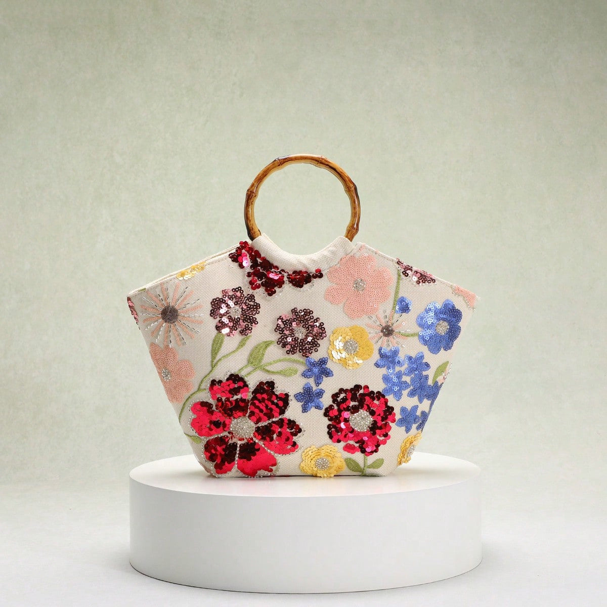 Women's Seaside Vacation Style Embroidered Three-dimensional Applique Sequined Flower Bamboo Tote Bag
