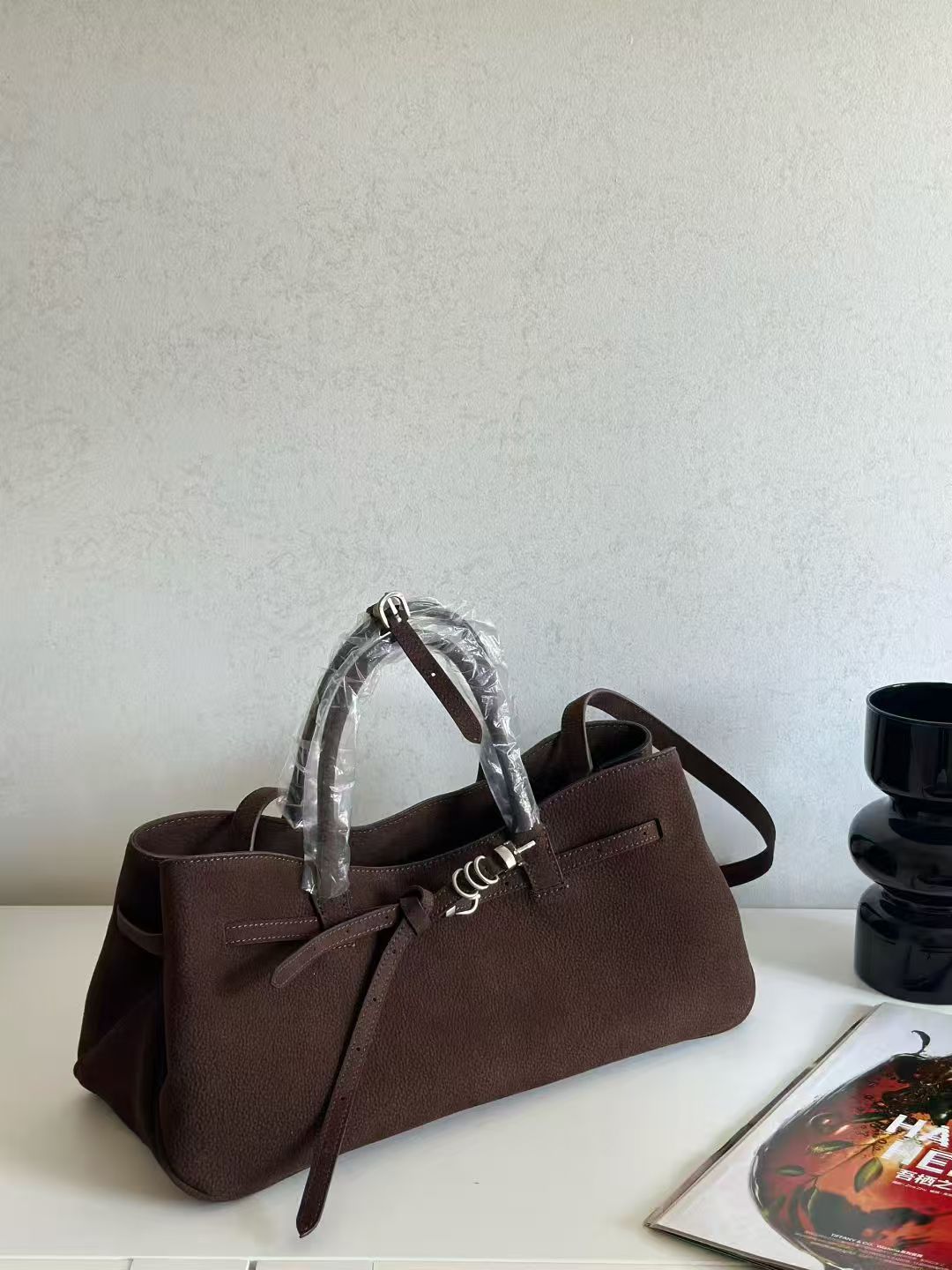 Korean Style Niche Leather Pastel Minimalist Retro Women's Shoulder Bag