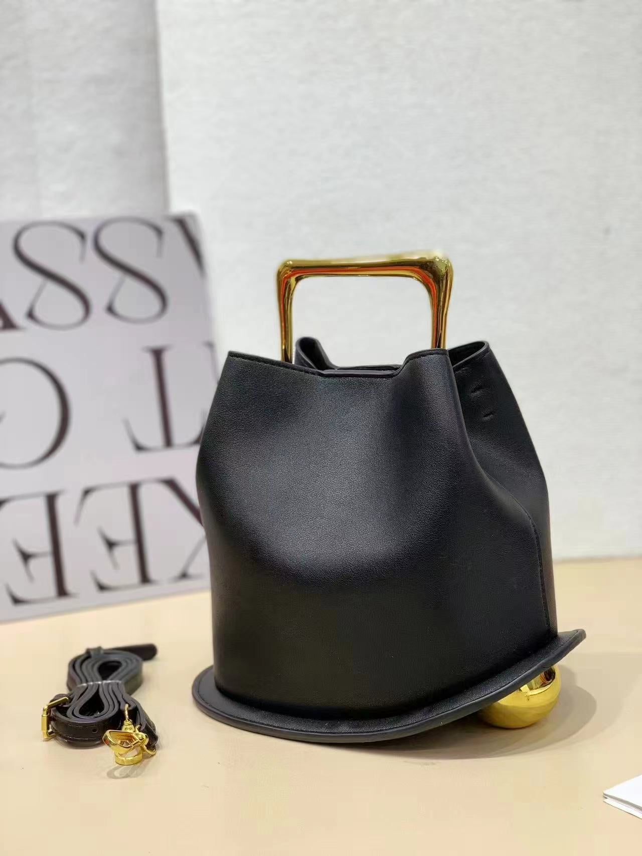 Women's Fashionable Metal Portable Irregular Textured Women's Handbag