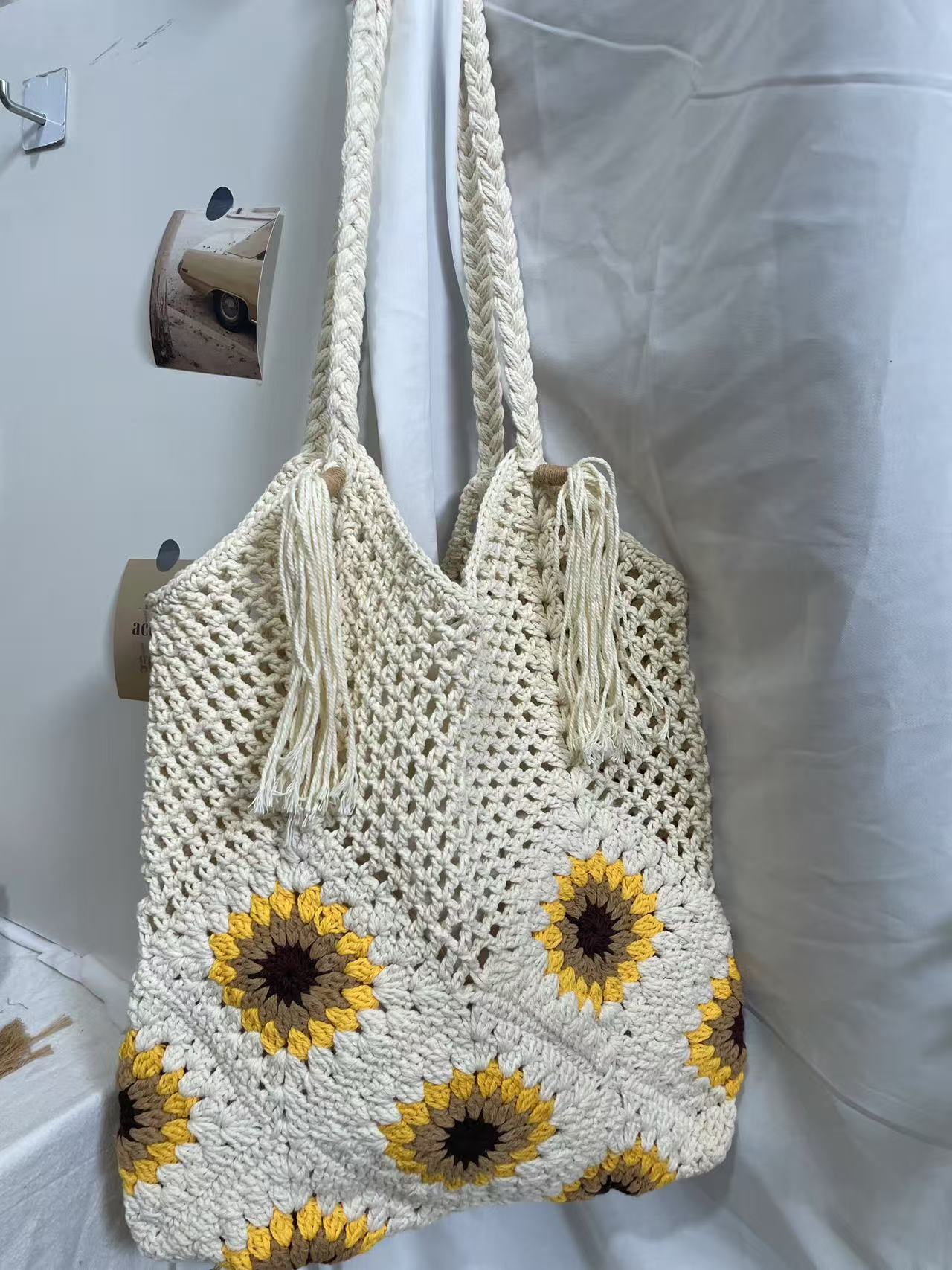 Women's Woven Large Capacity Cotton Hollow Idle Style Vacation Bags