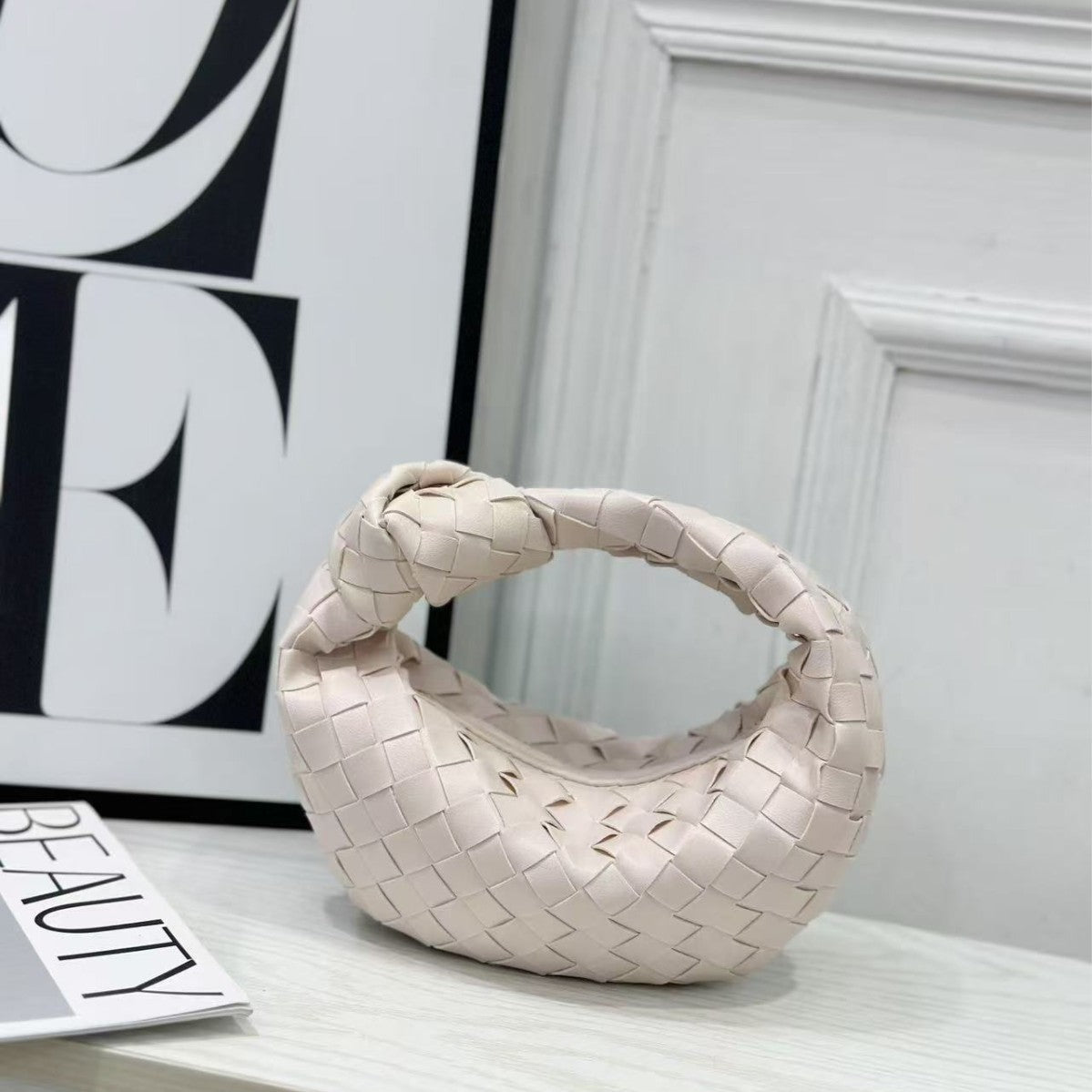 Women's Hand-woven Dumplings Underarm Cowhide Cloud Women's Handbag