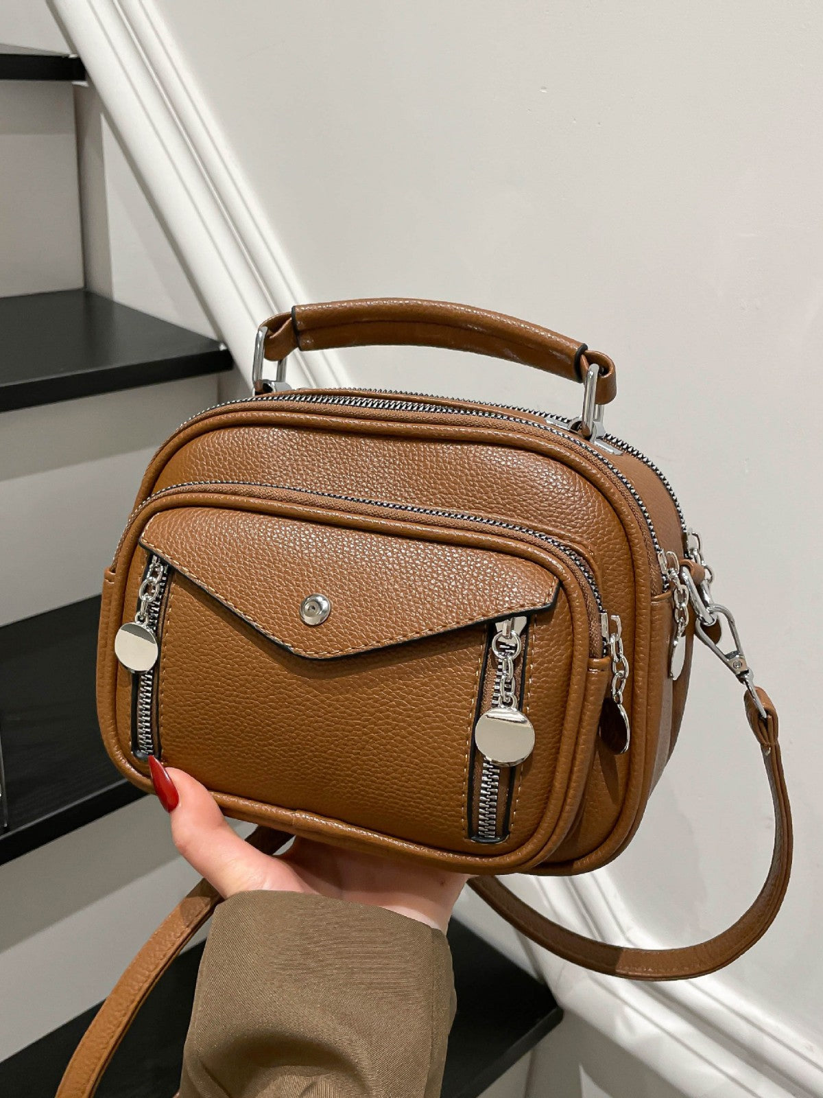 Charming Women's High-grade Commuter Large Capacity Bags