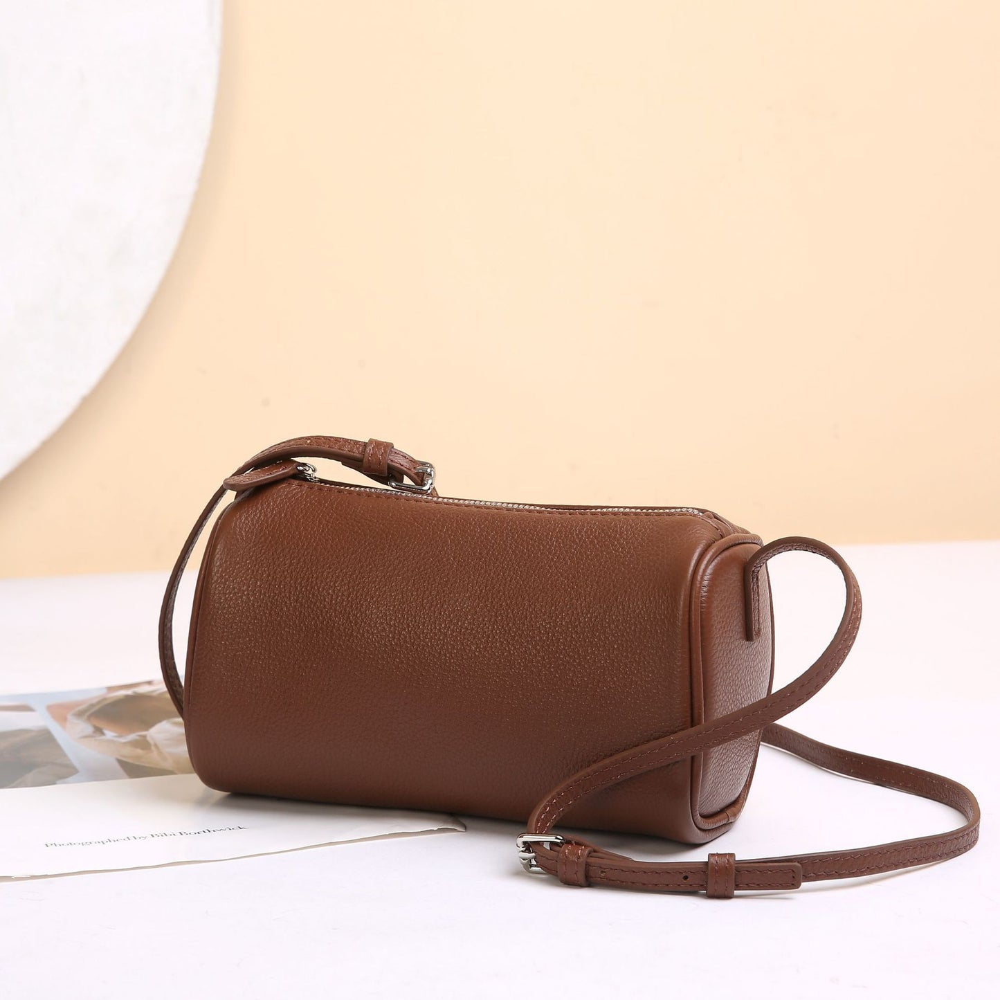 Women's Special Interest Light Luxury Leather Packet Pencil Pen Women's Messenger Bag