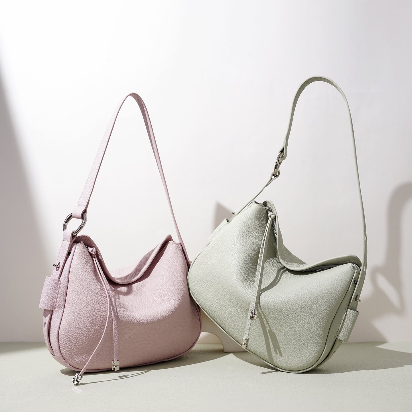 Women's Popular Early Spring High-grade Underarm Niche Women's Shoulder Bag