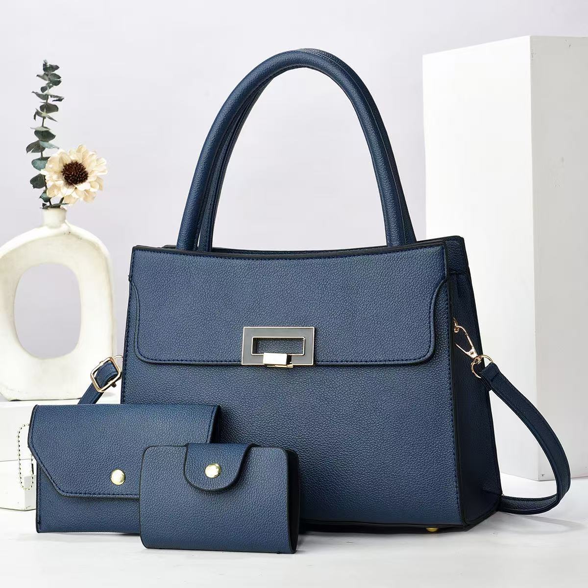 Women's Exquisite Big Graceful Korean Style Fashionable Shoulder Bags