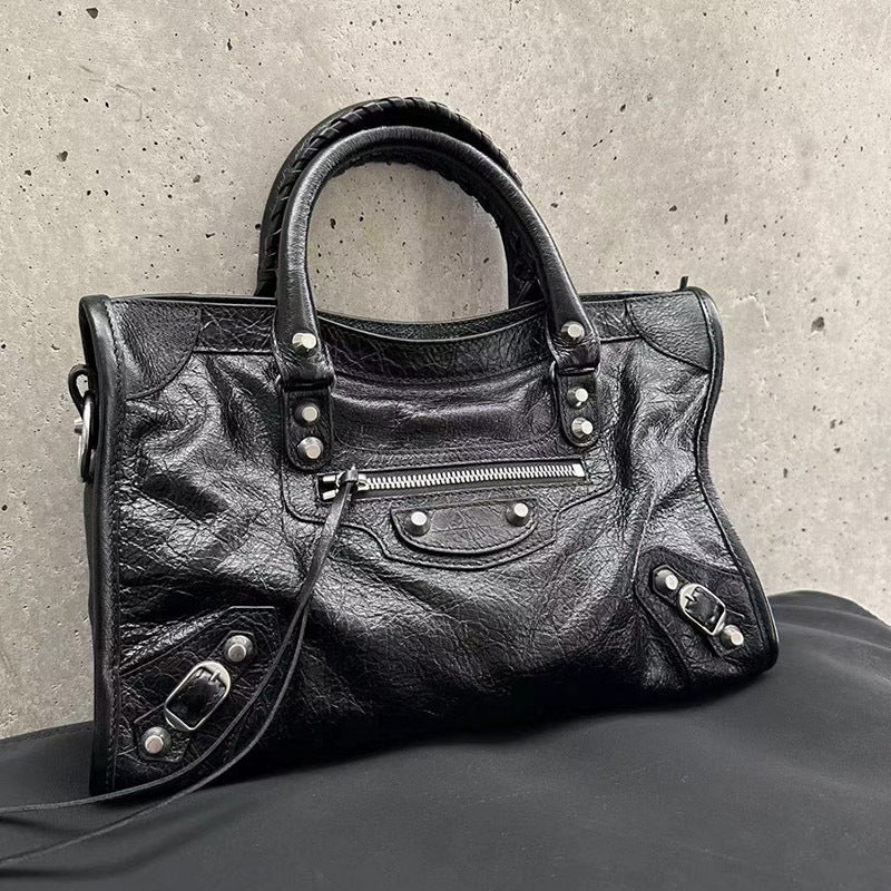 Women's Motorcycle Cool Hot Retro Rivet Oil Women's Handbag