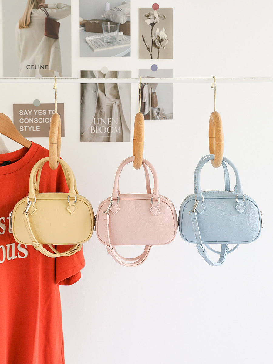 Women's Retro Simple Portable Boston Solid Color High Sense Soft Leather Women's Messenger Bag
