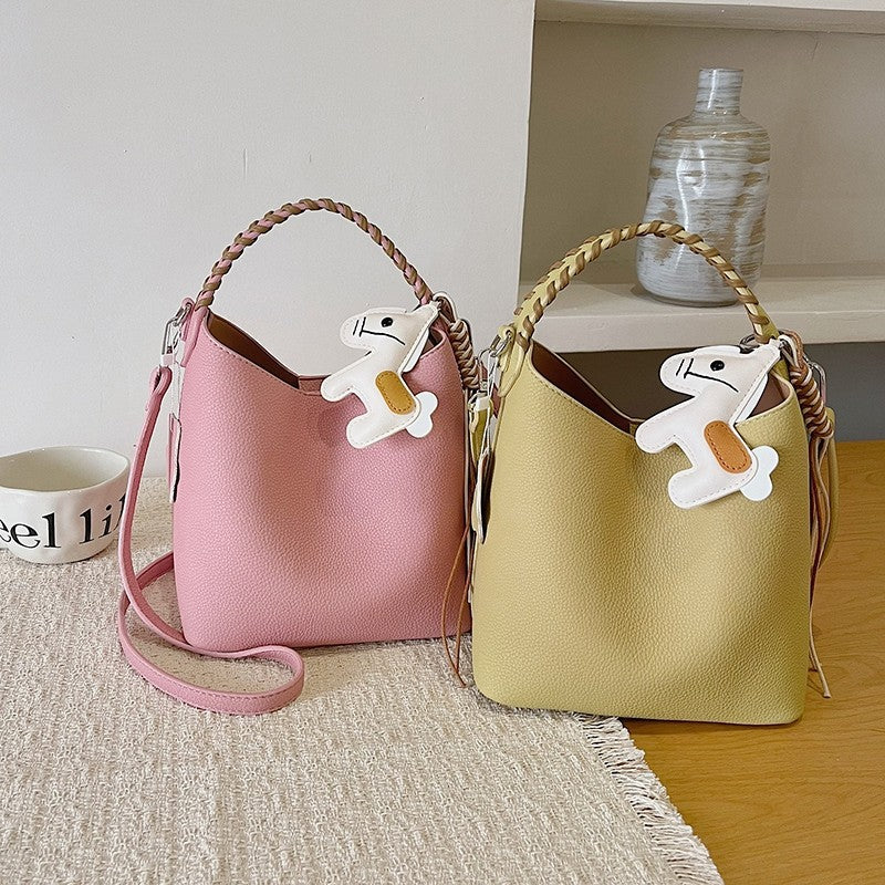 Women's Korean Style Urban Simple Large Capacity Textured Bucket Bags
