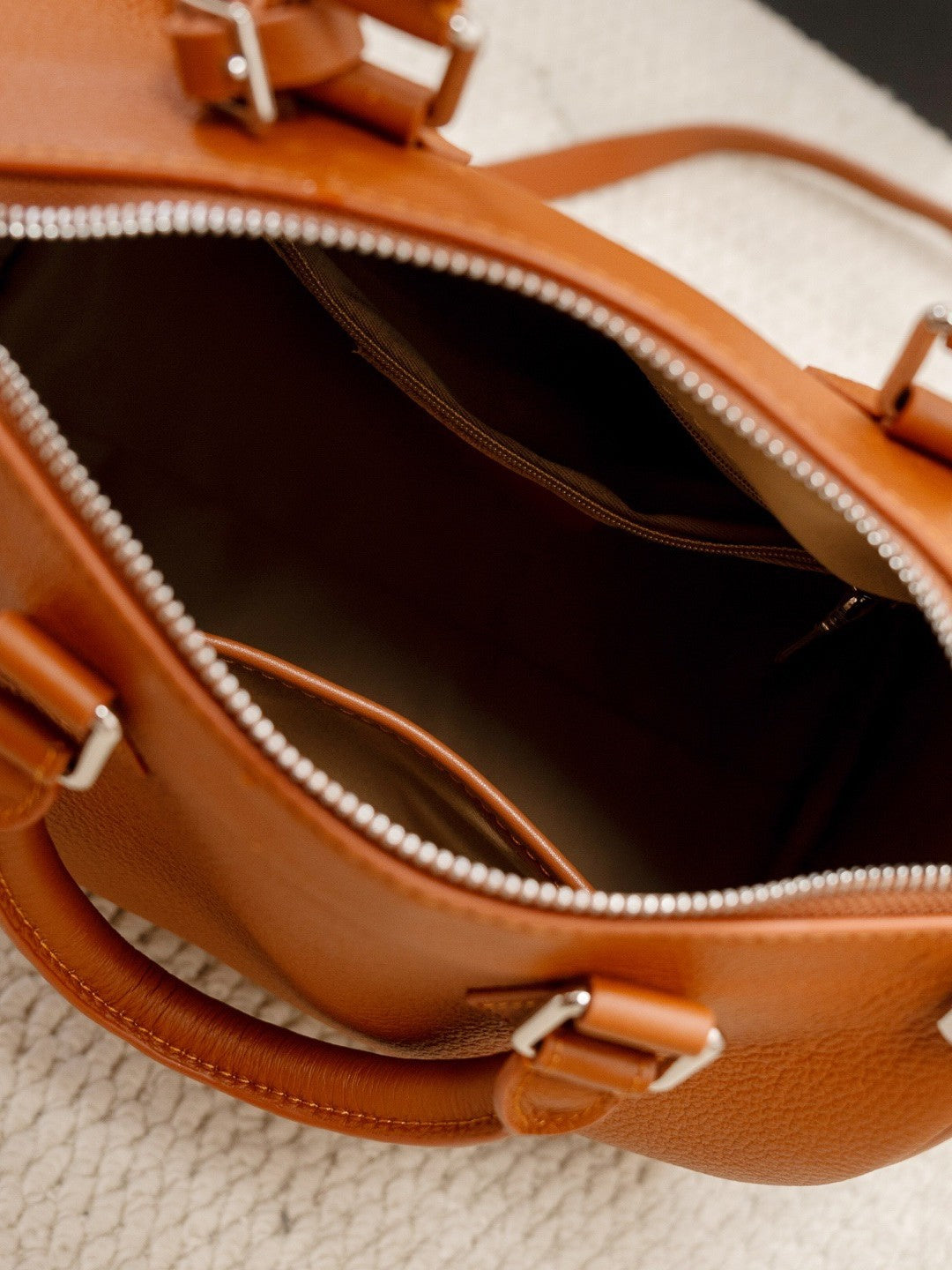 Women's Fashion Genuine Leather Simple High-grade Feeling Tong Portable Women's Shoulder Bag