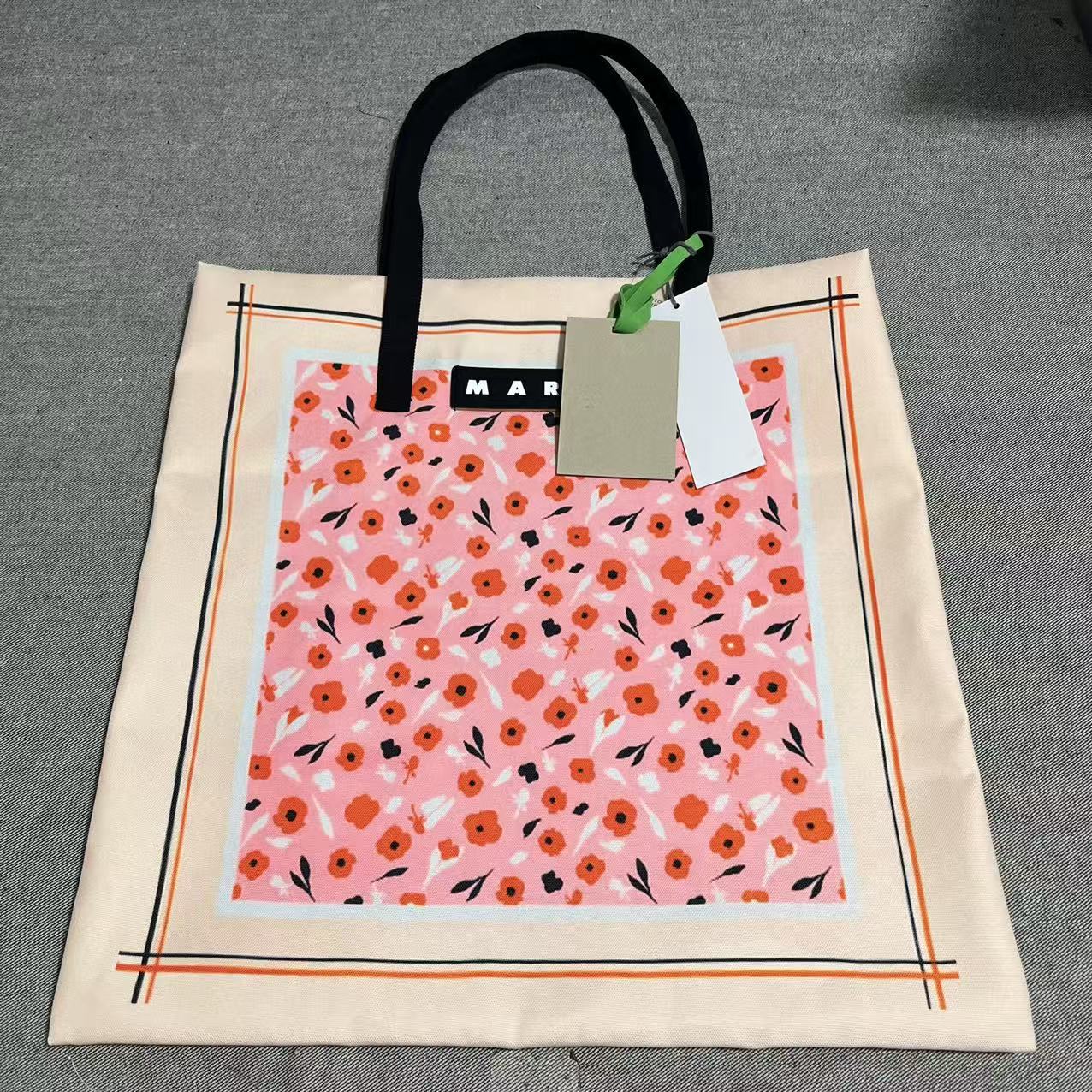 Unique Charming Model Canvas Leisure Shopping Tote Bag