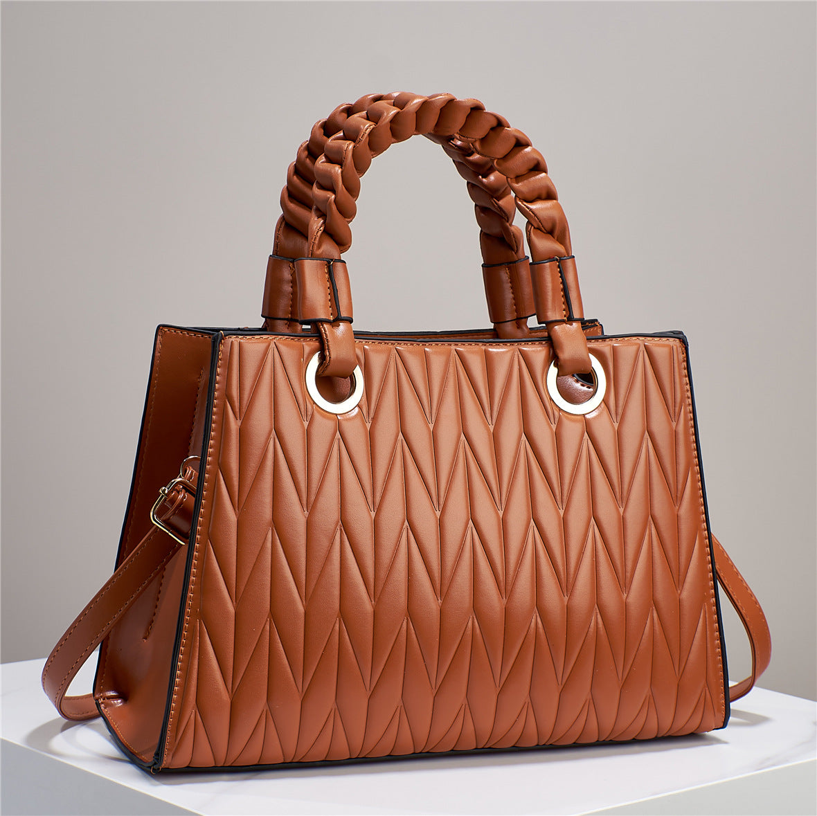 Women's Leaf Pattern Advanced Texture Solid Color Practical Handbags