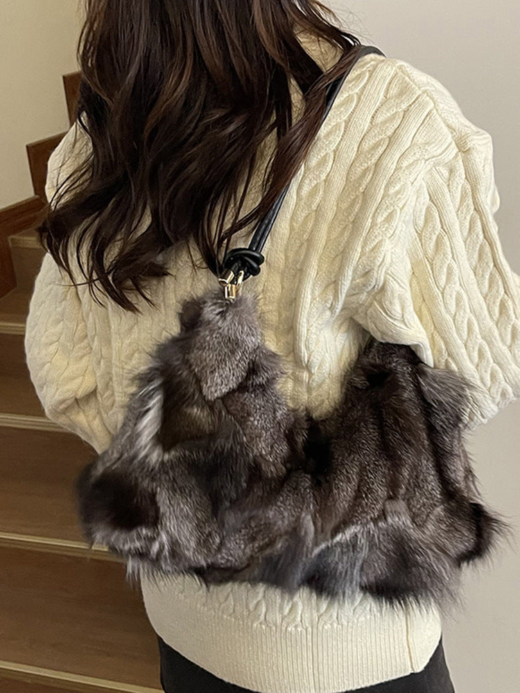 Women's Light Luxury Minority Plush Underarm Fashion Elegant Stitching Long Veet Women's Shoulder Bag