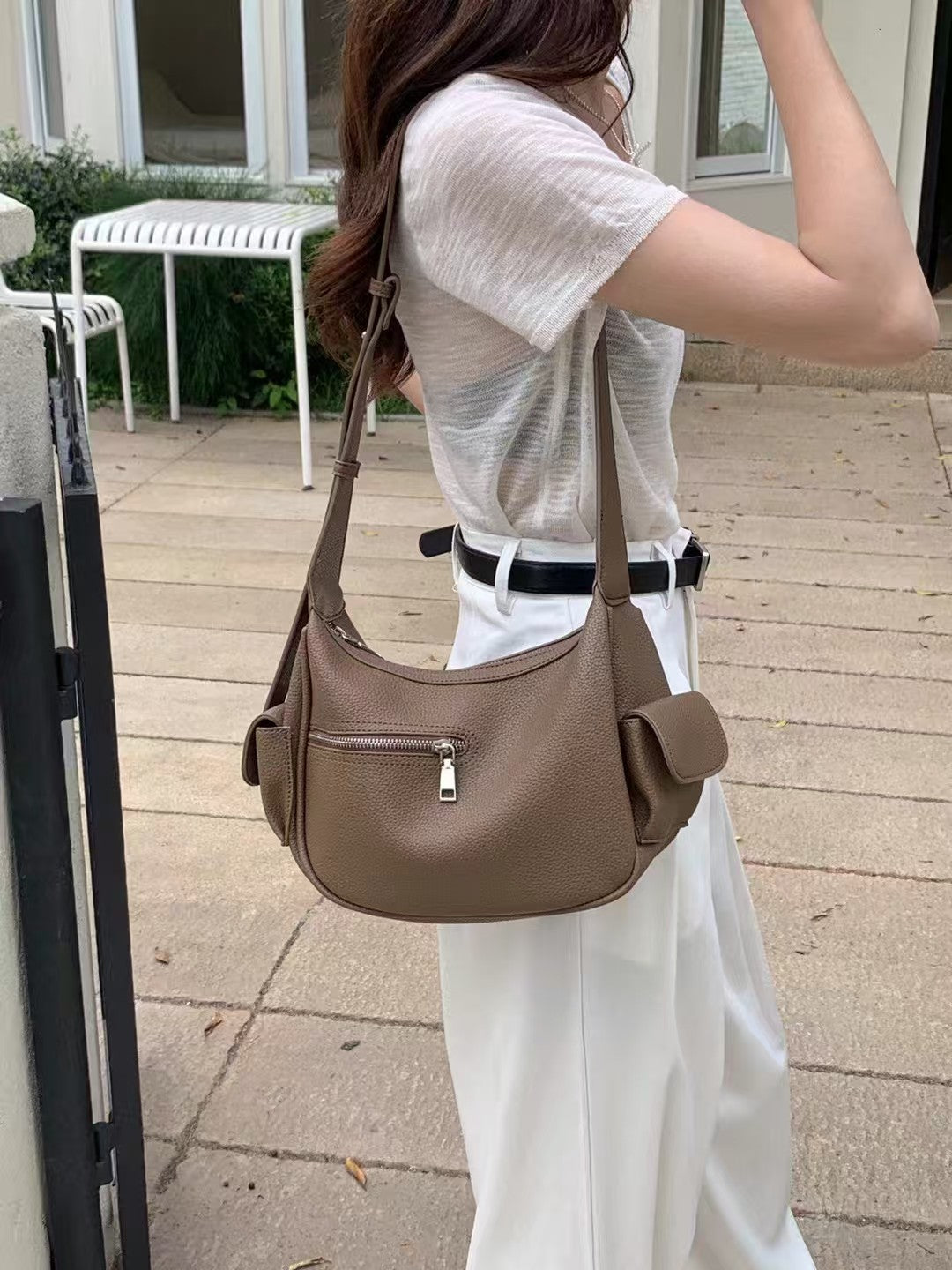 Women's Korean Niche Design Underarm Simple Style Fashion Selenodont Large Women's Shoulder Bag