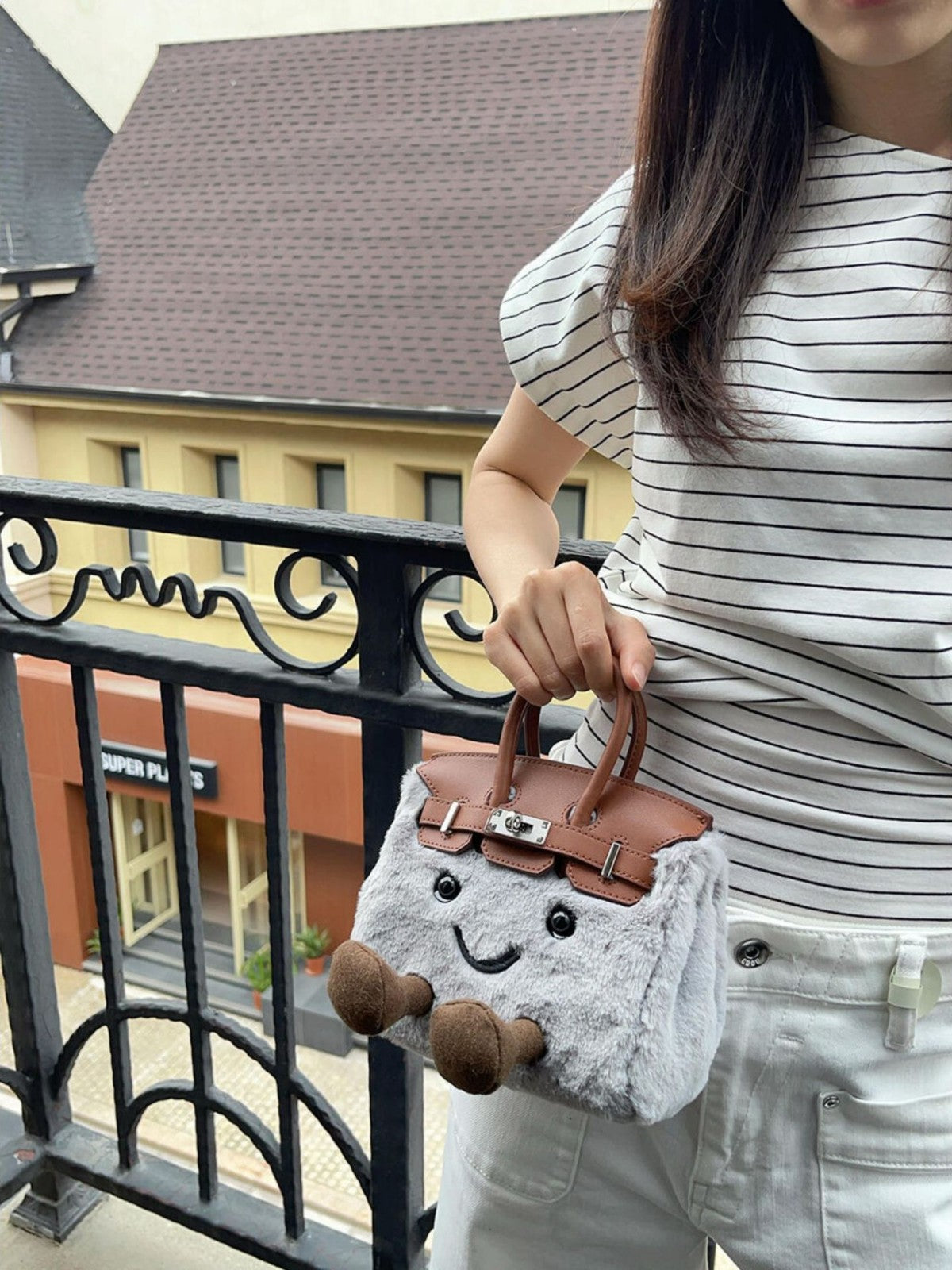 Women's Cute Cartoon Smile Plush Large Capacity Women's Handbag