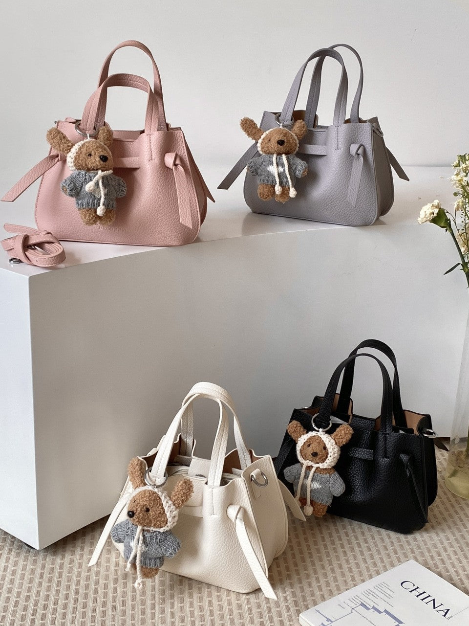 Retro Lychee Pattern Minority Fashion Western Women's Handbag