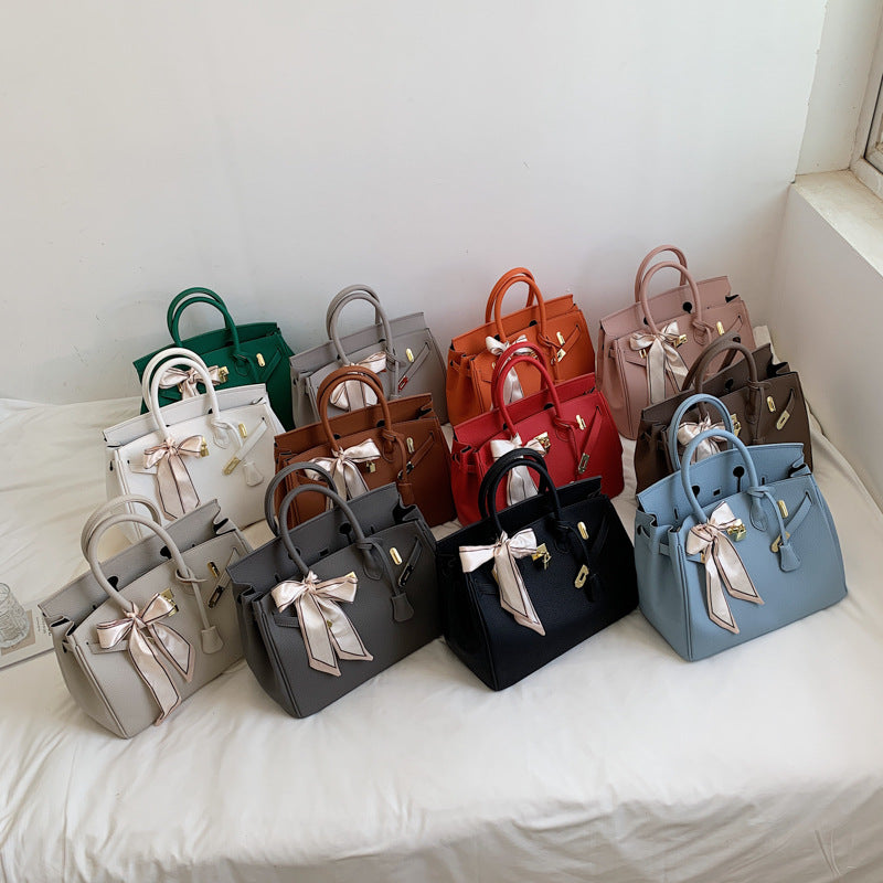 Slouchy Creative Women's Classic Platinum Kelly Women's Shoulder Bag