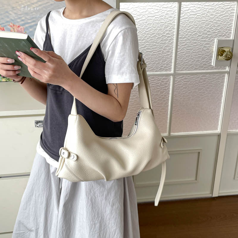 Women's Retro Soft Leather Large Capacity Fashion Simple Leisure Commute Women's Shoulder Bag