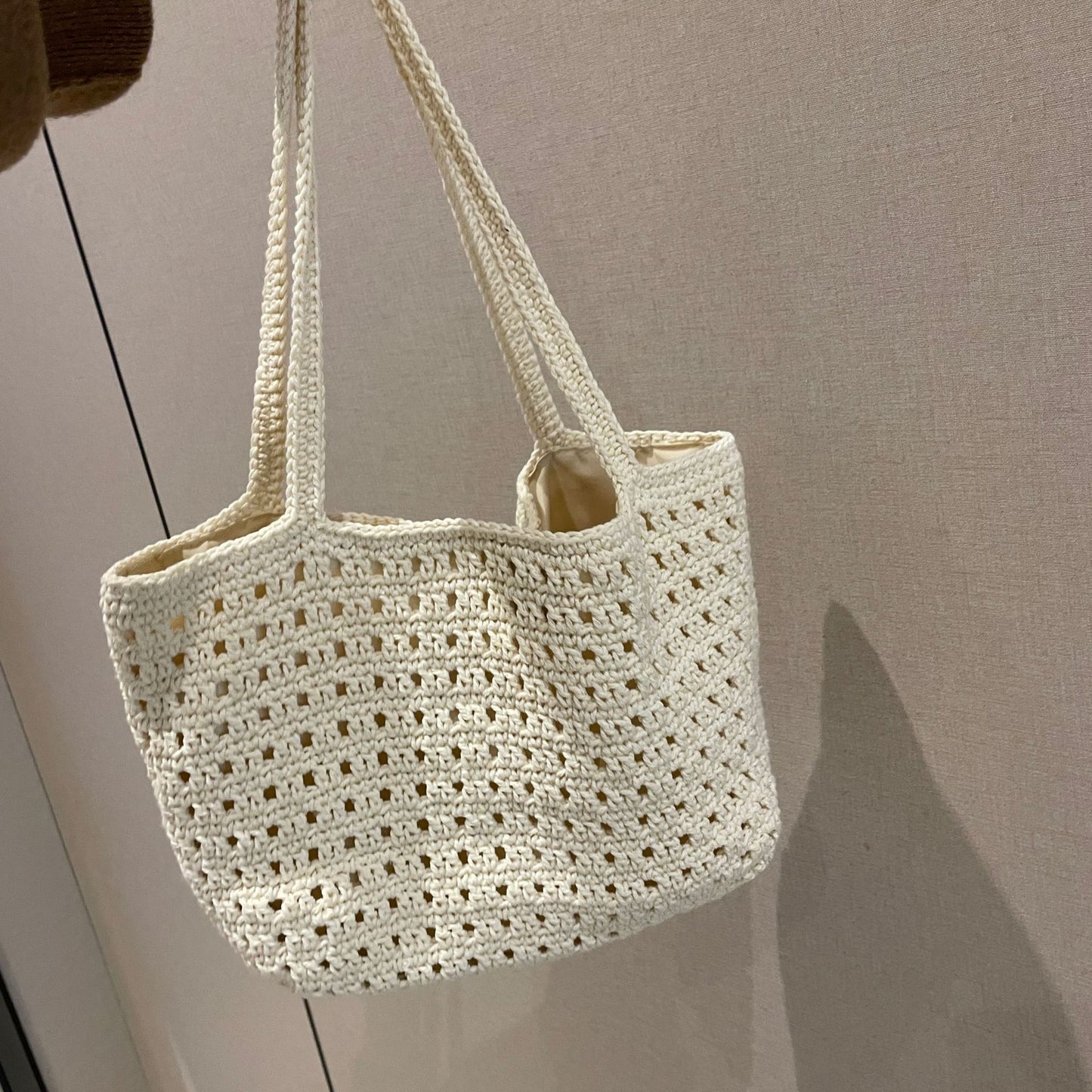 Women's Style Artistic Woven Large Capacity Lightweight Women's Handbag