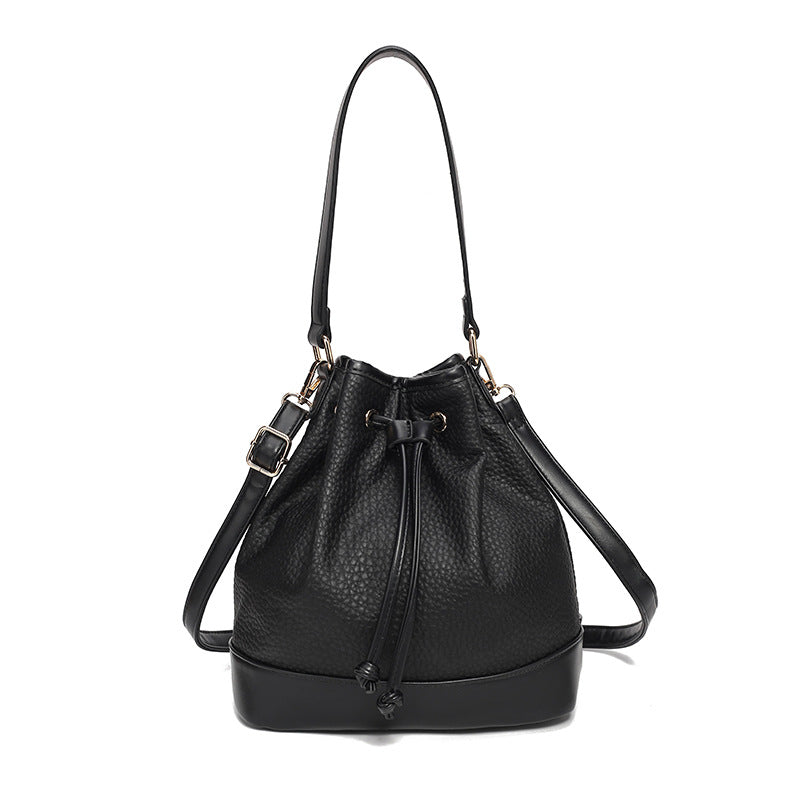 Women's Leather Lychee Pattern Drawstring Hanging Match Commuter Light Luxury Women's Messenger Bag