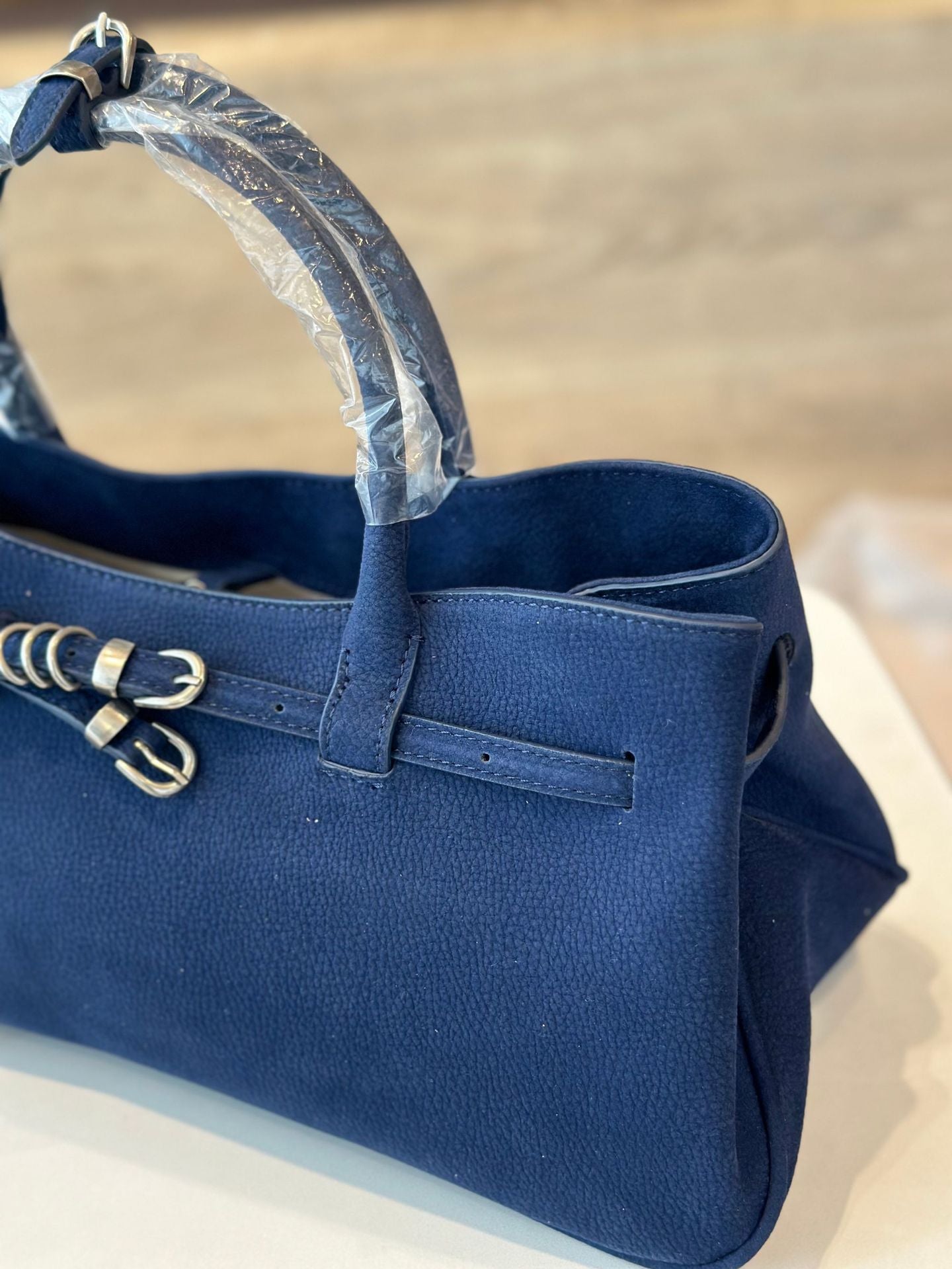 Design Vintage Genuine Leather Frosted Suede Women's Handbag
