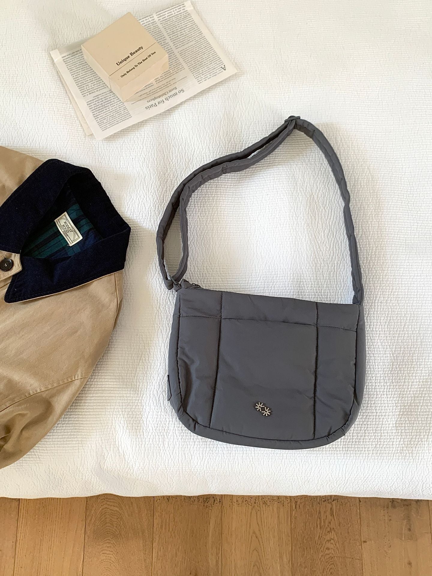 Women's Korean Style Idle Nylon Cloth Dumpling Shoulder Bags