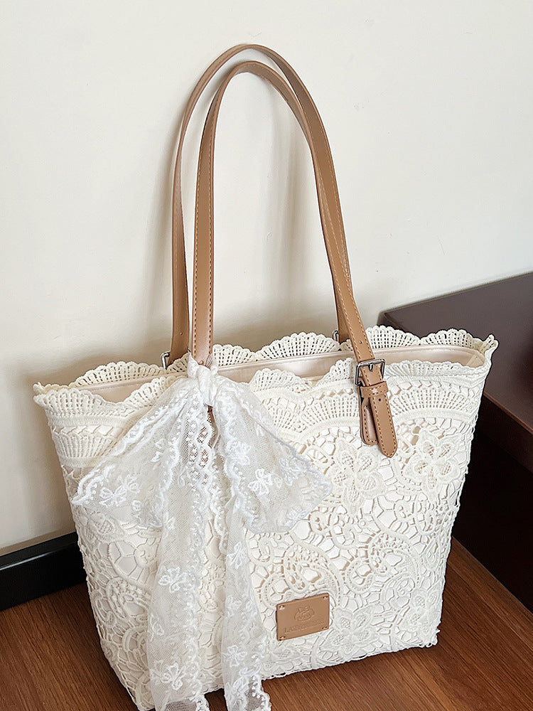 Niche Korean Style Large Capacity Woven Summer Hollow Idle Women's Shoulder Bag