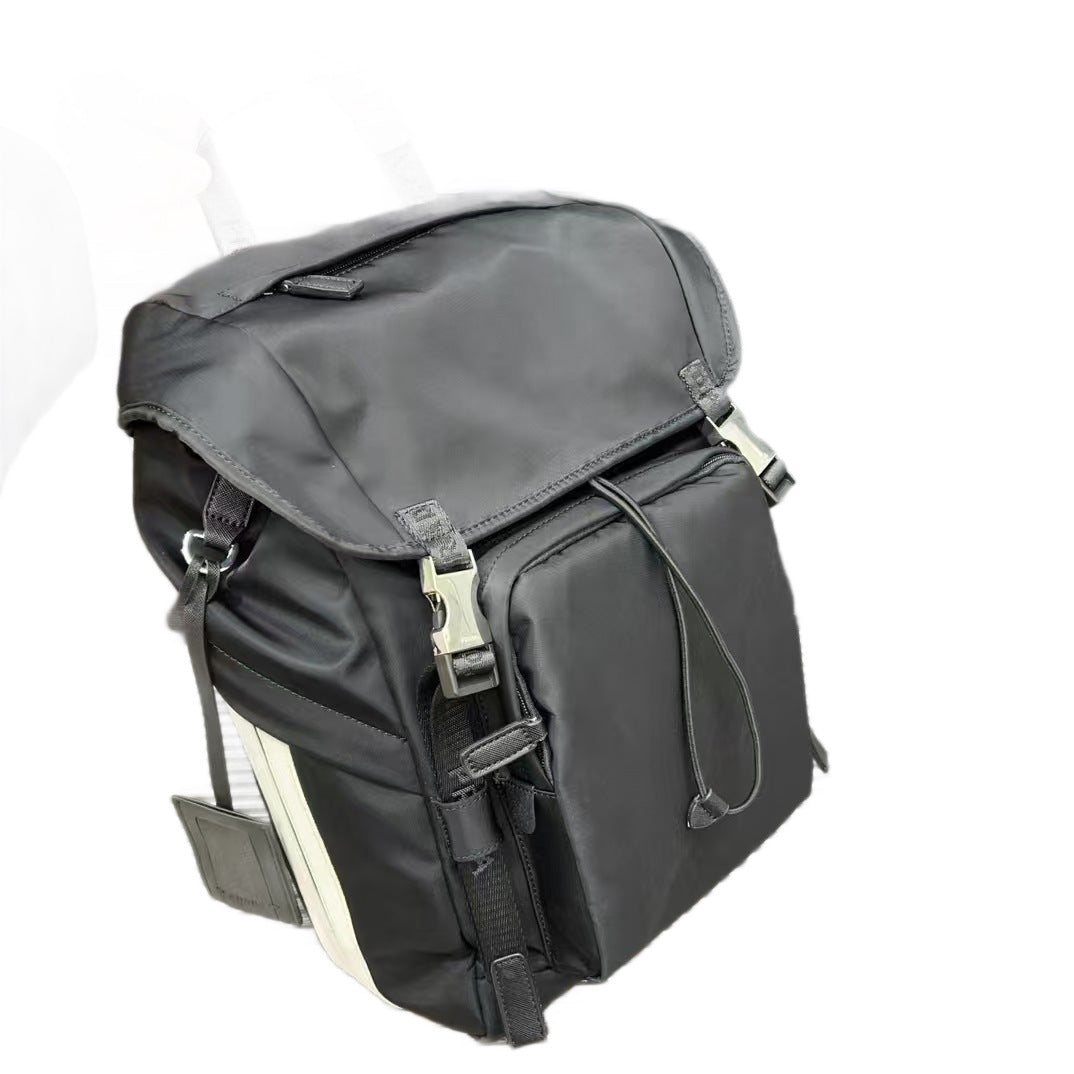 Men's Large Capacity Waterproof Nylon Fashion Simple Leisure Backpack