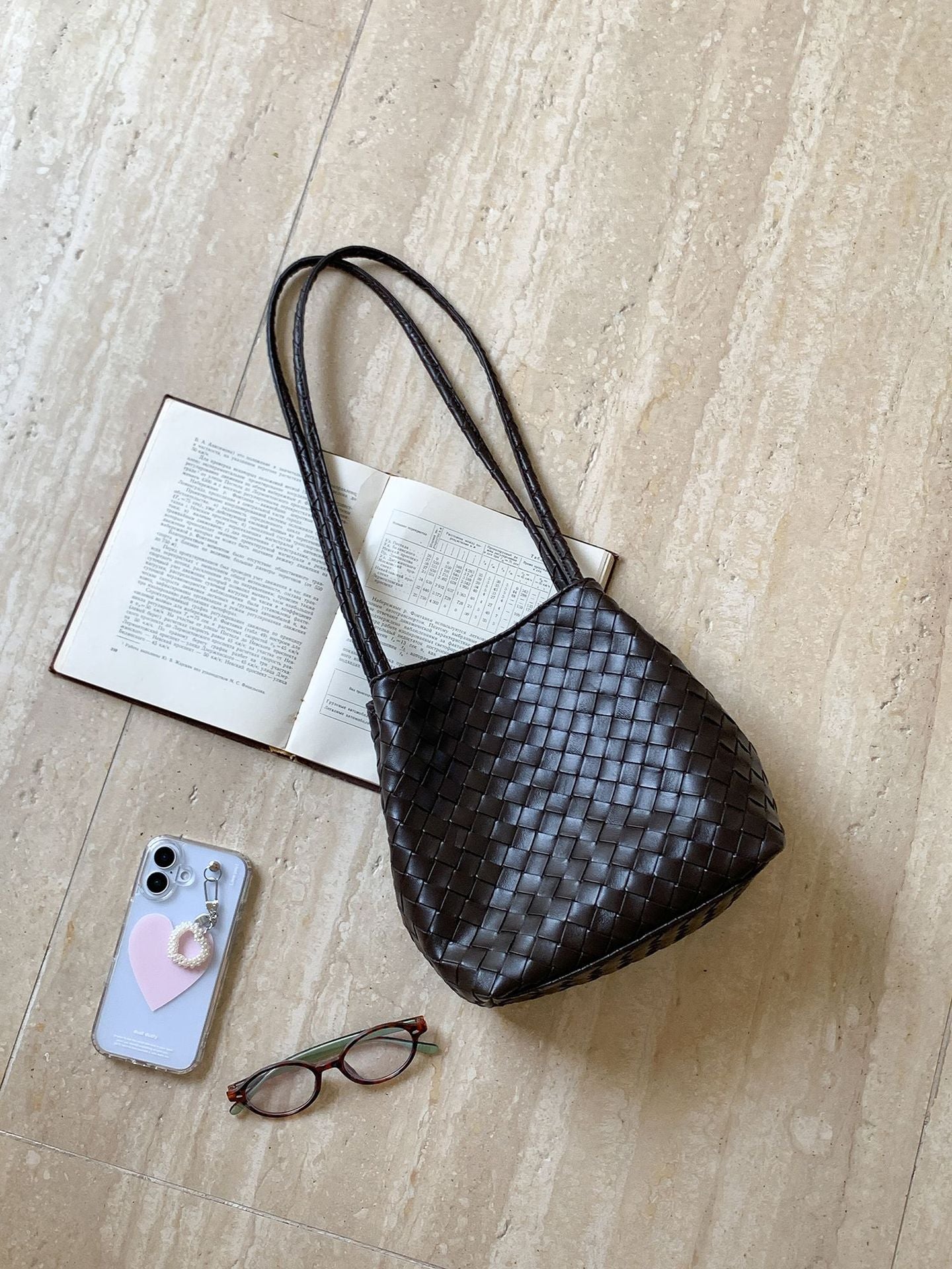 Women's Retro Woven Design High-grade Versatile Fashion Bucket Bag