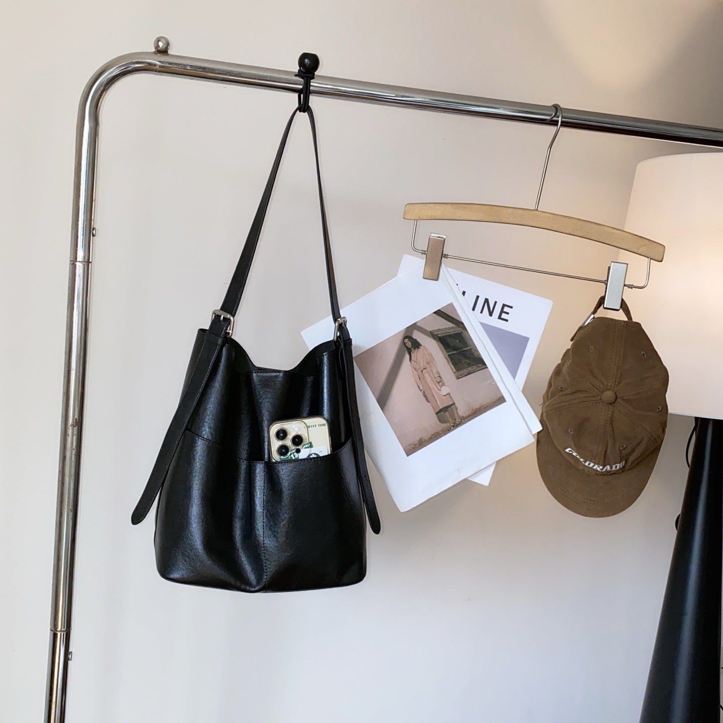 Women's Top Layer Cowhide Leather Minority High-grade Design Bucket Bag