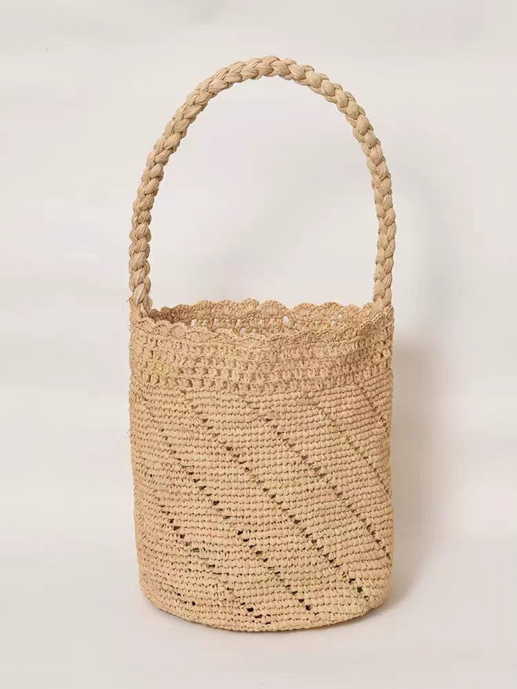 Women's High-grade Raffia Hand-woven Straw Vacation Beach Bucket Bag