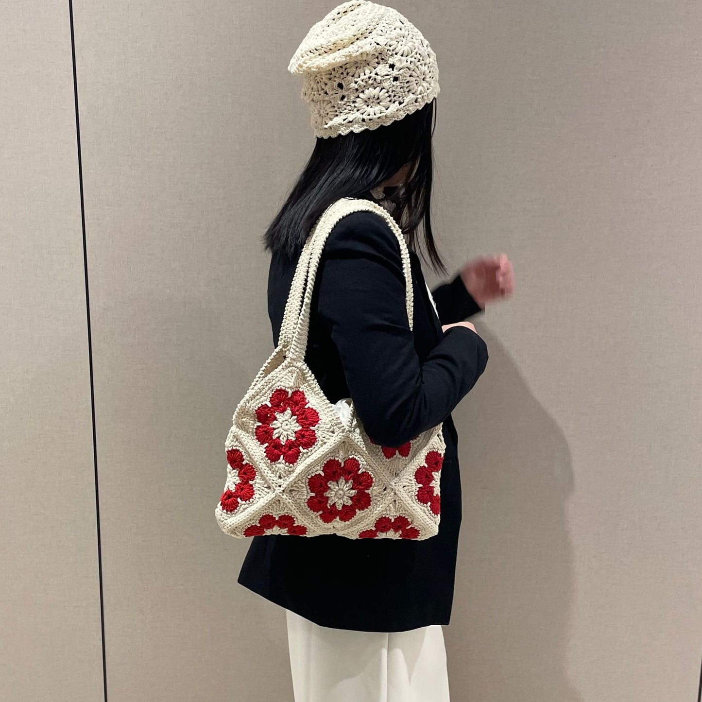 Women's Finished Hand-woven Wool Crocheted Camellia Grandmother Plaid Tote Bags