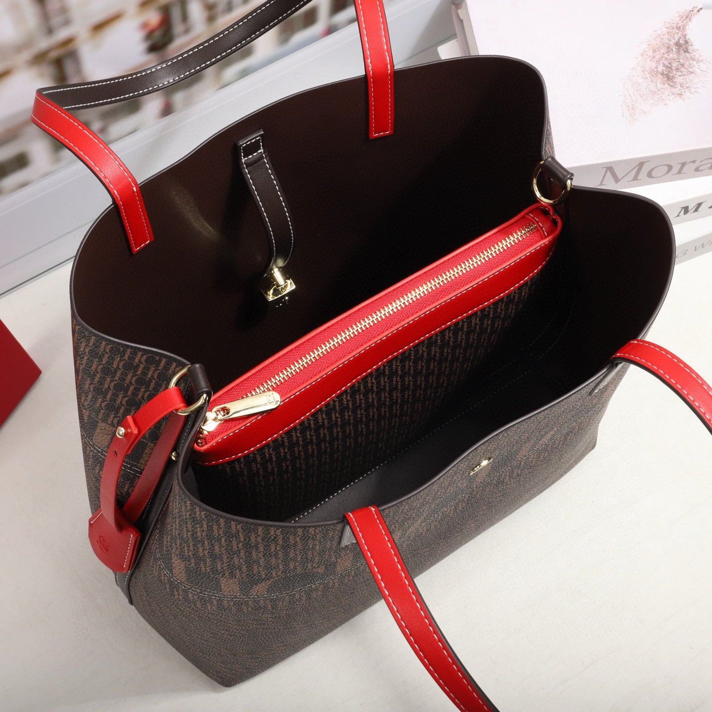 Fashionable Retro Summer Full Printed English Large Bucket Bags