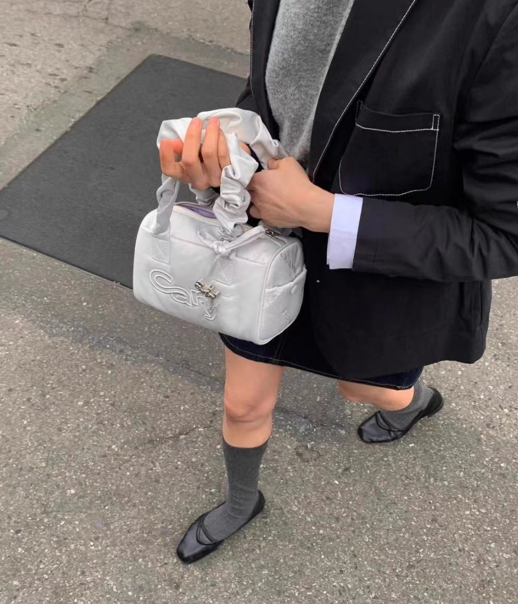 Classy Women's Niche Live Broadcast Embroidered Bags
