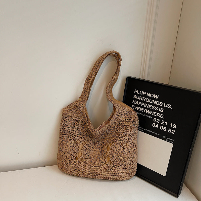Simple Hollowed Fashion Woven Mori Leisure Handbags