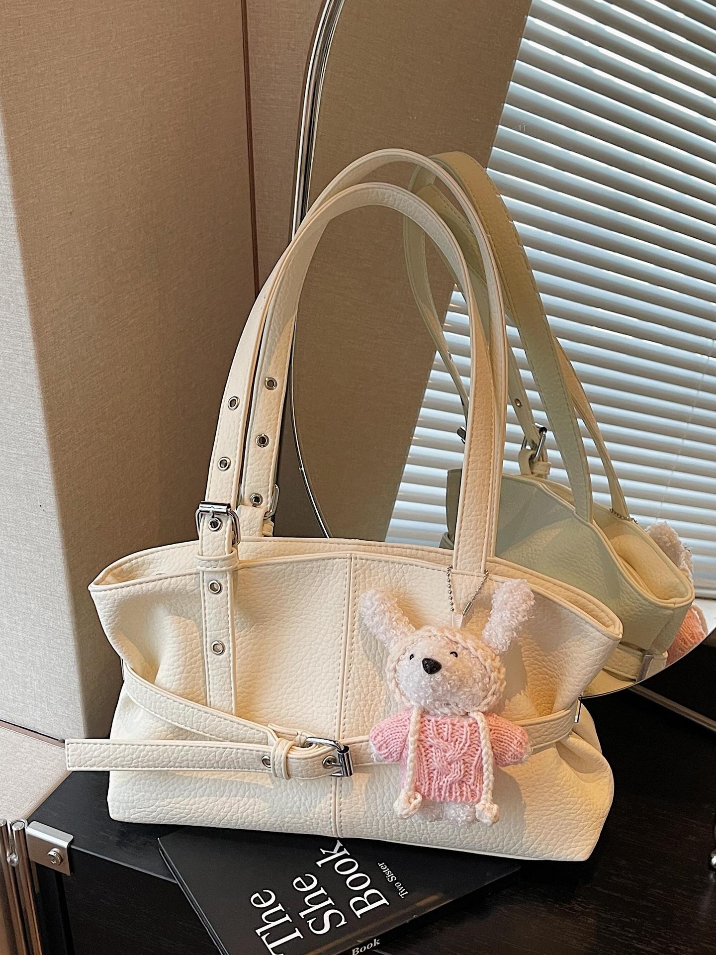 Women's Trendy Niche Commuting Motorcycle Fashion Pleated Underarm Bag