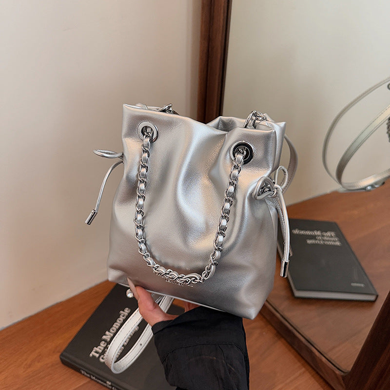 Unique Women's Fashion Chain Carrying Simple Bucket Bag