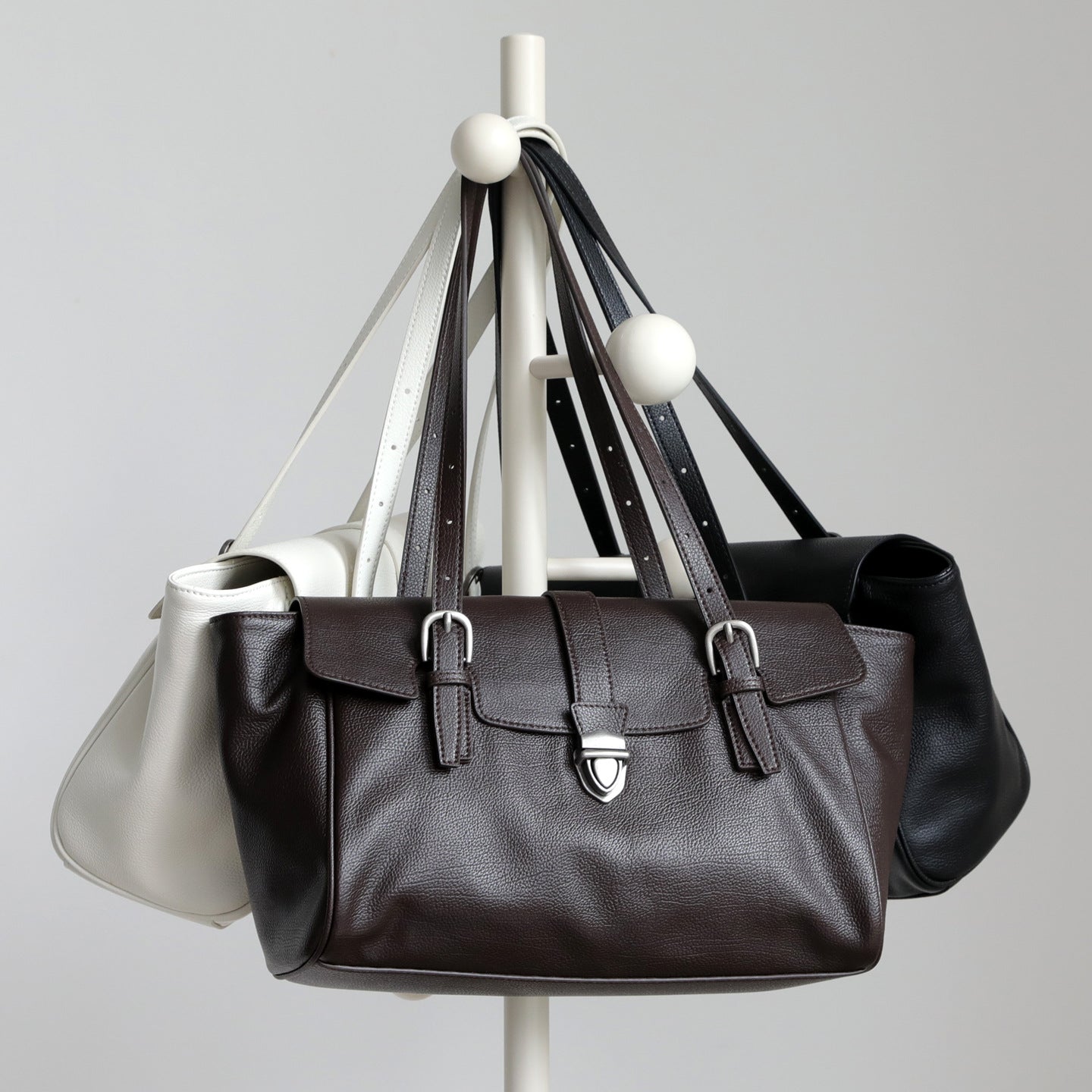 Women's Niche Baguette High-grade Leisure Commute Retro Underarm Bag