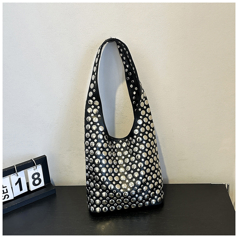 Women's Popular Korean Style Fashion Rivet Personality Bags