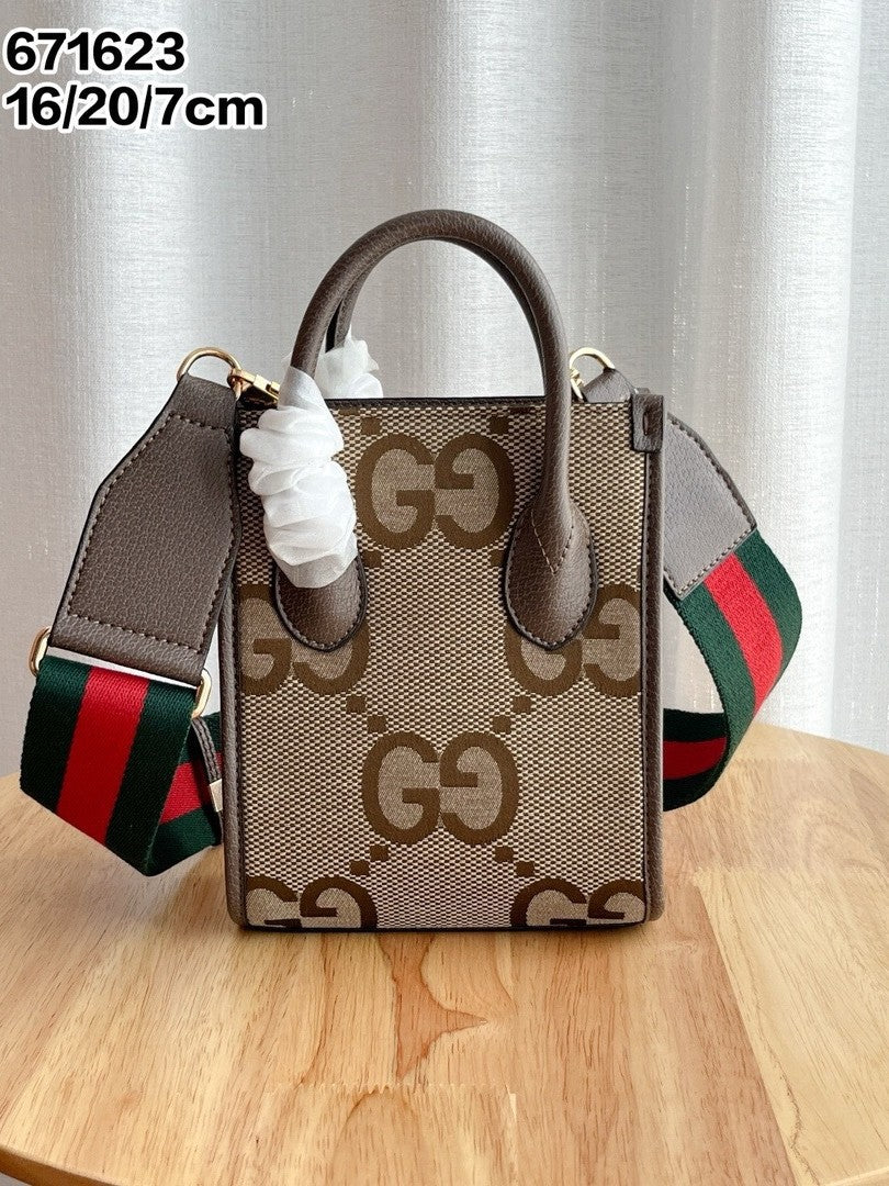Women's Genuine Leather Music Scores Classic Presbyopic Tote Bag