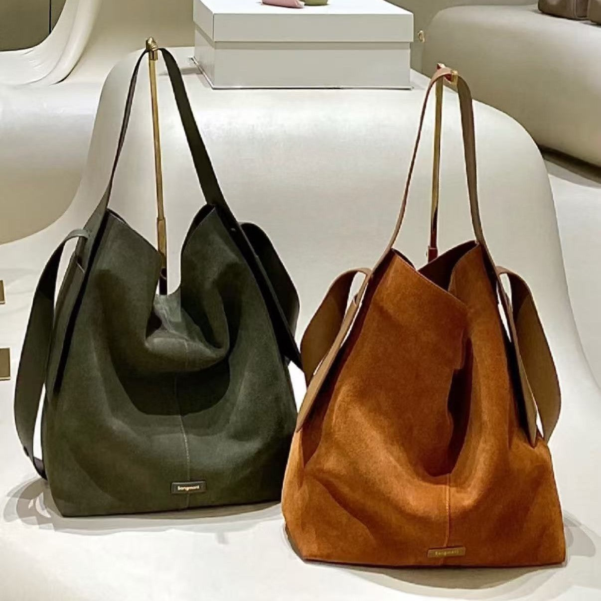Li Na Mountain Large Capacity Commuter Leather Bags