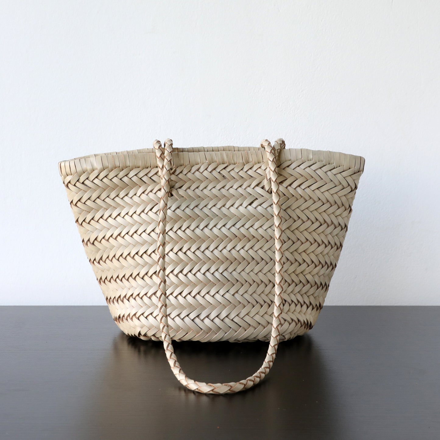 Women's Luxury French Retro First Layer Cowhide Hand-woven Vegetable Basket Genuine Bags
