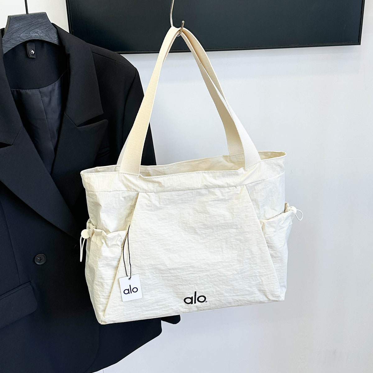 Classic Women's Retro Commuter Lightweight Popular Tote Bag